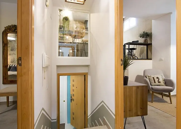 Chezmoihomes Catedral 1b * Гранада